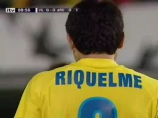 خطى العمالقة: اللاعبون الأجانب الذين تفوقوا في الدوري الإيطالي